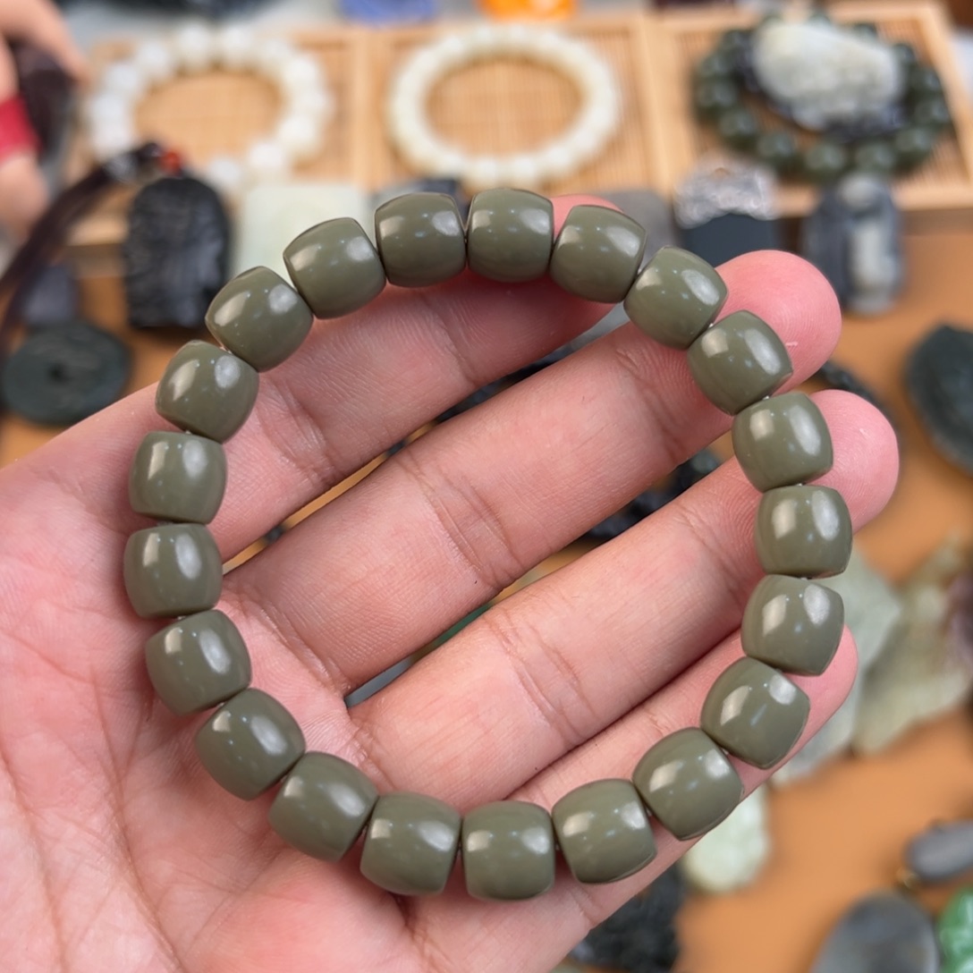 和田玉手链未镶嵌