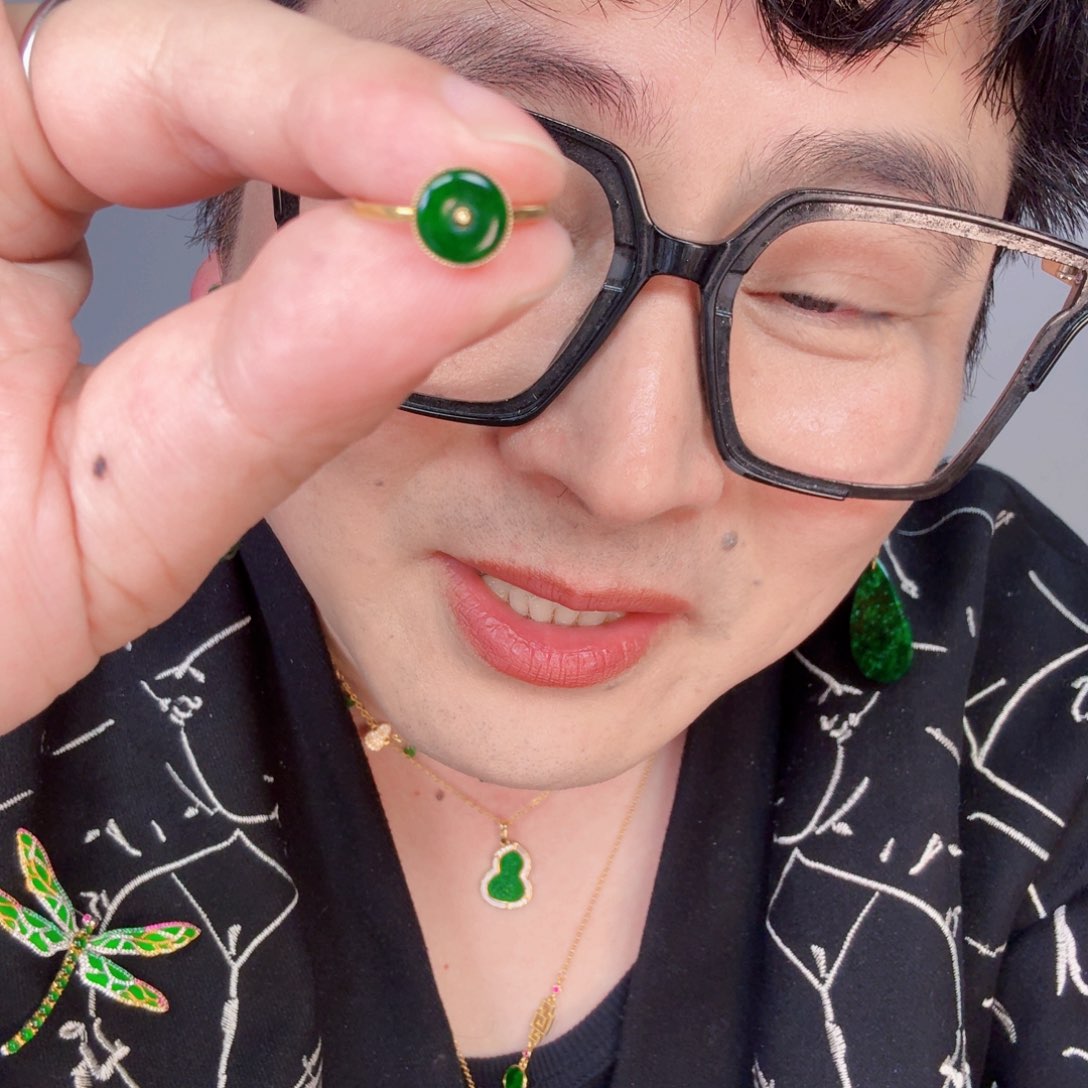 翡翠颈饰18K金镶嵌一个