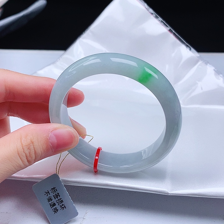 翡翠手镯未镶嵌缅甸天然a货手镯50+