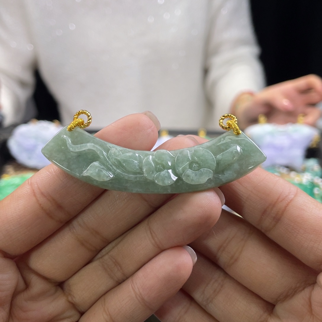 翡翠颈饰未镶嵌代编织