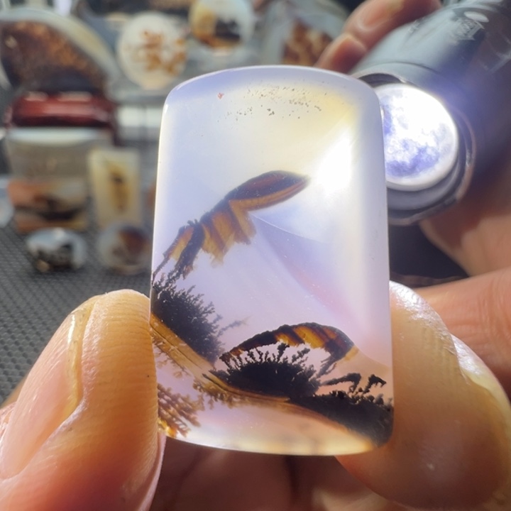 未镶嵌玛瑙/玉髓珠宝奇石