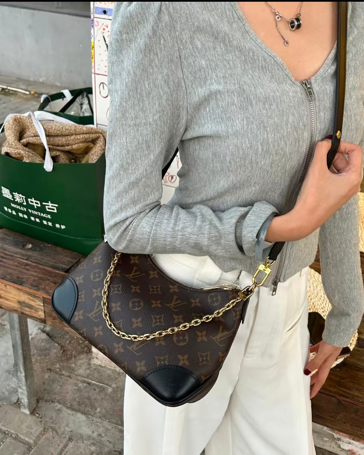 99新 LouisVuitton/路易威登 蔚蓝/黑牛角芯片款