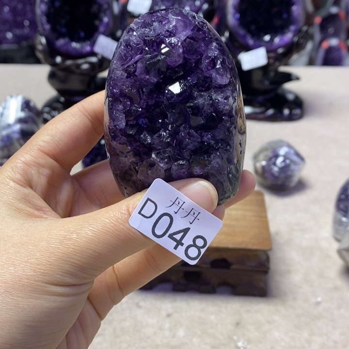 水晶未镶嵌大型摆件（非配饰）