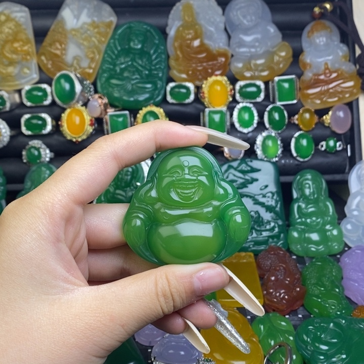 唐***少玛瑙/玉髓未镶嵌颈饰