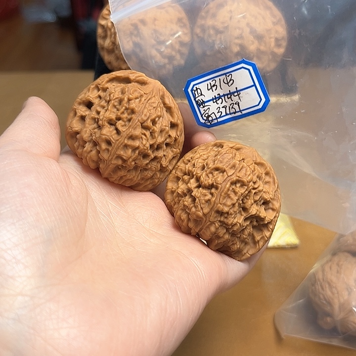 把件文玩核桃赵喜满南将石