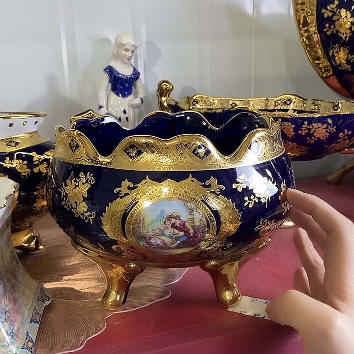 瓷片微瑕………………………………