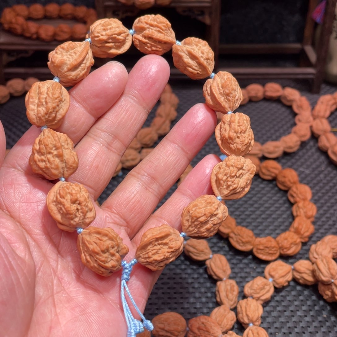 文玩核桃手串 原生态 嵩山老树异型蛤蟆头