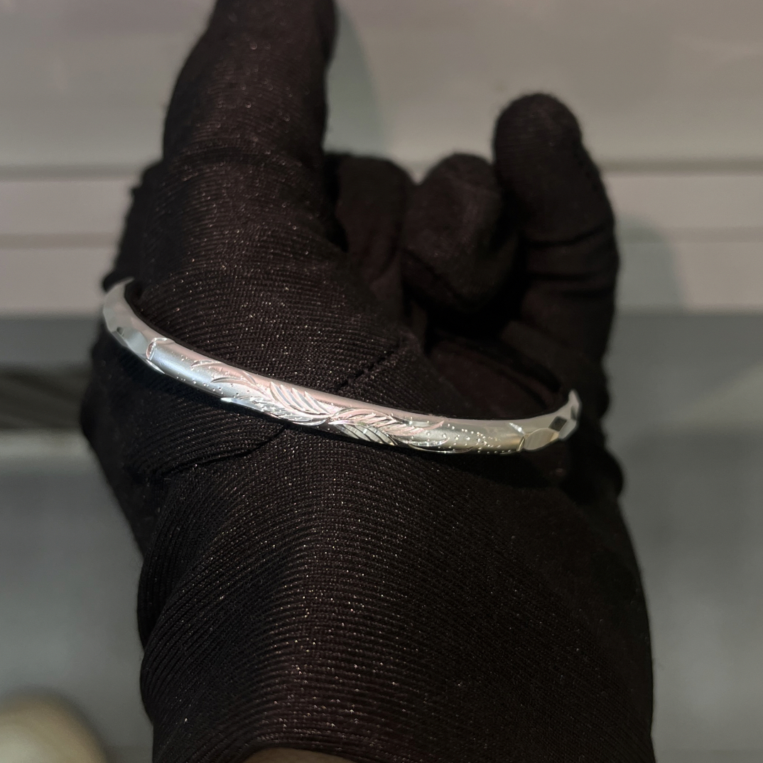 足银手镯 简约手工光面足银手镯时尚可调节亮面镯子轻奢圆条开口