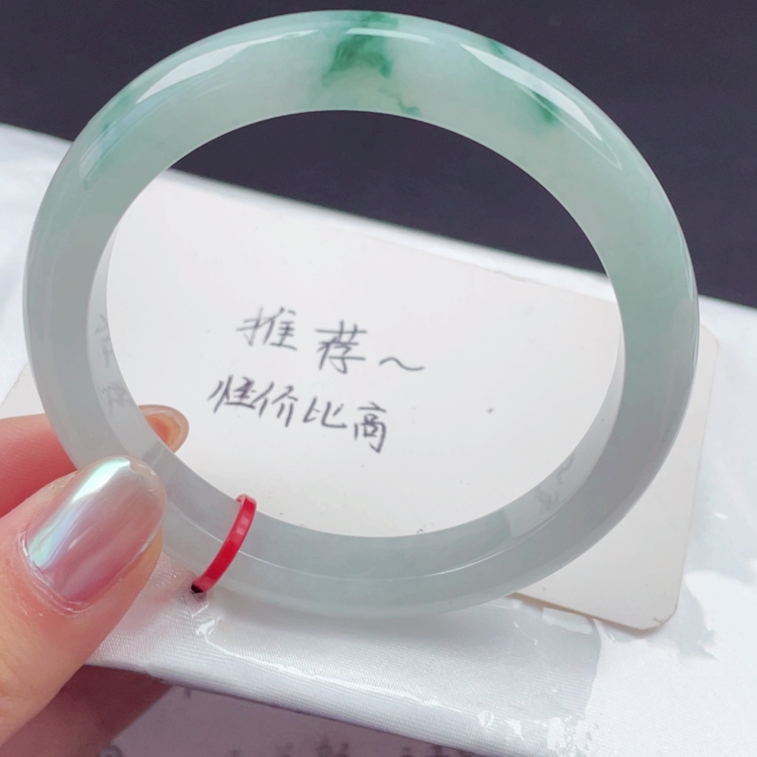 翡翠未镶嵌手镯56圈口