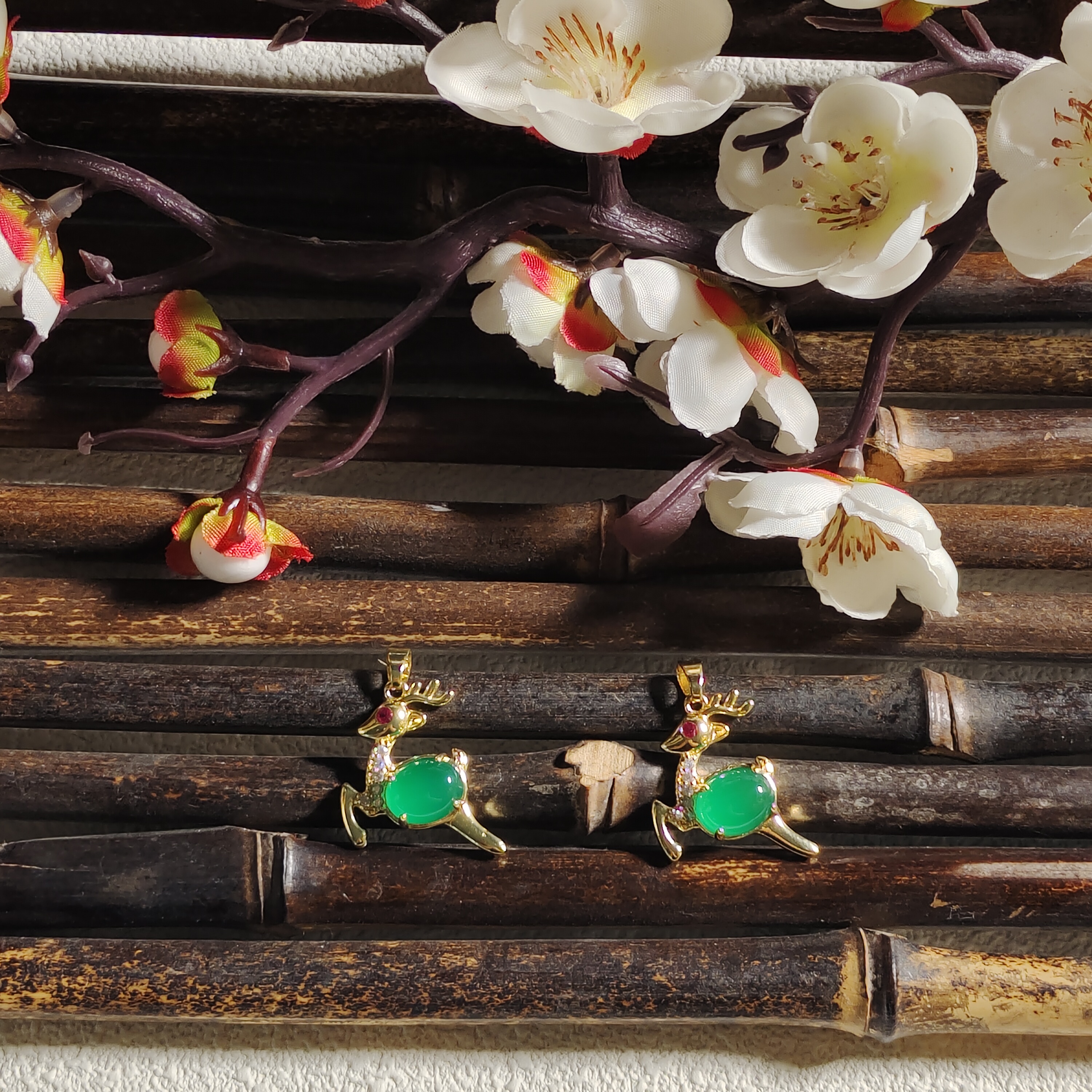 时尚精美百搭款一鹿有你黄色吊坠-（d937）