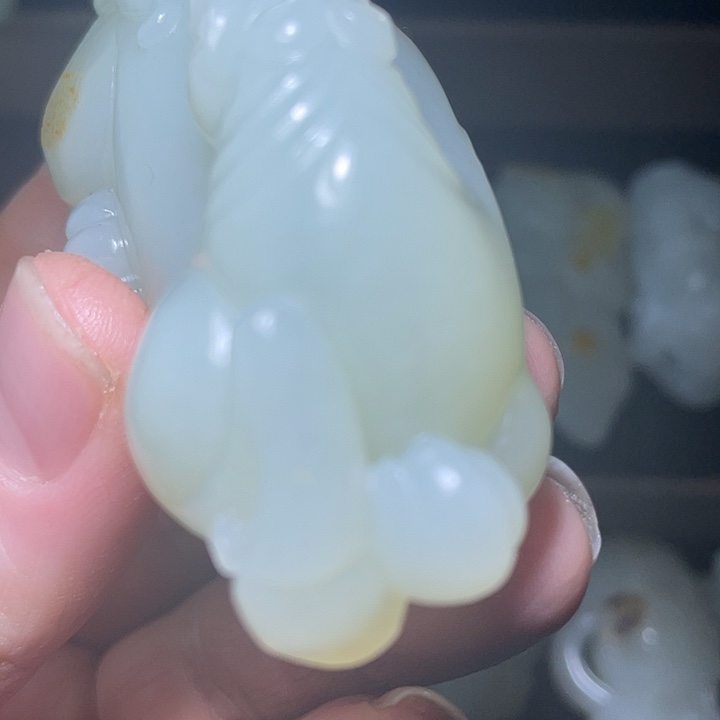 和田玉未镶嵌车挂