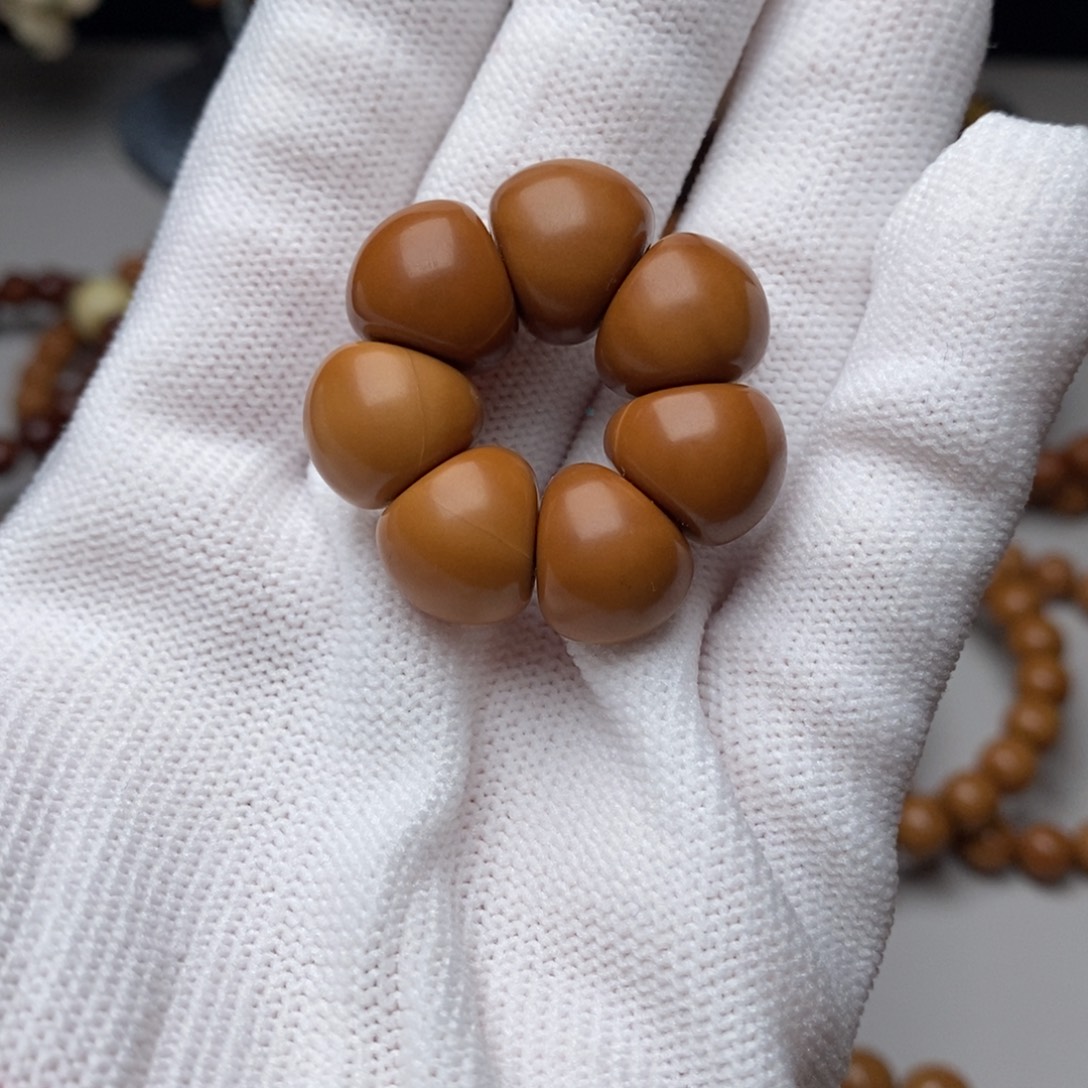 口***情猴头核桃吊坠太阳花