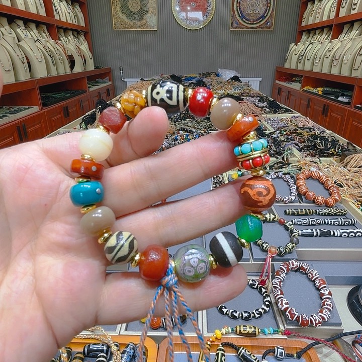 未镶嵌玛瑙/玉髓珠宝奇石