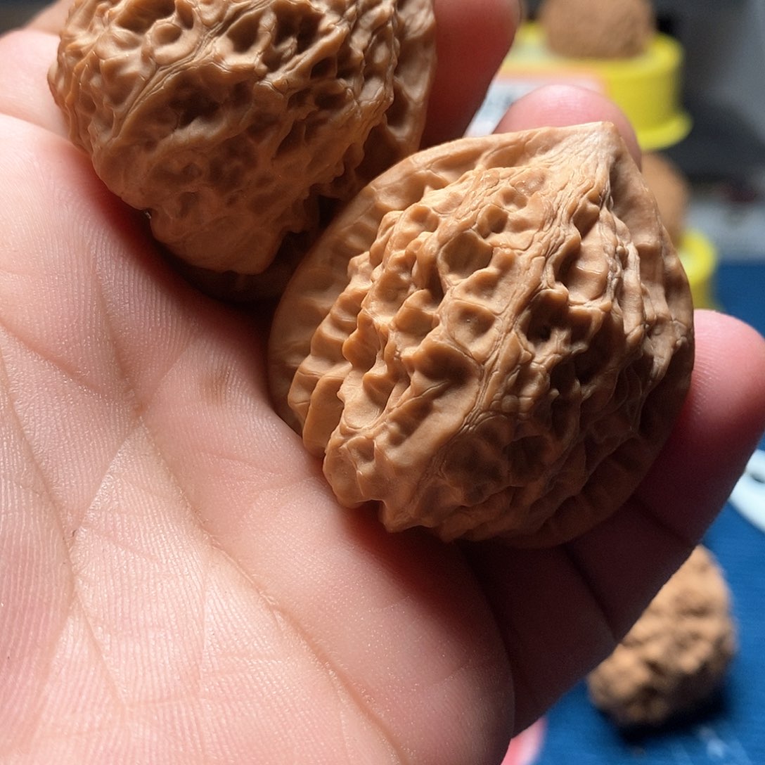 文玩核桃吊坠0*n全品金牛