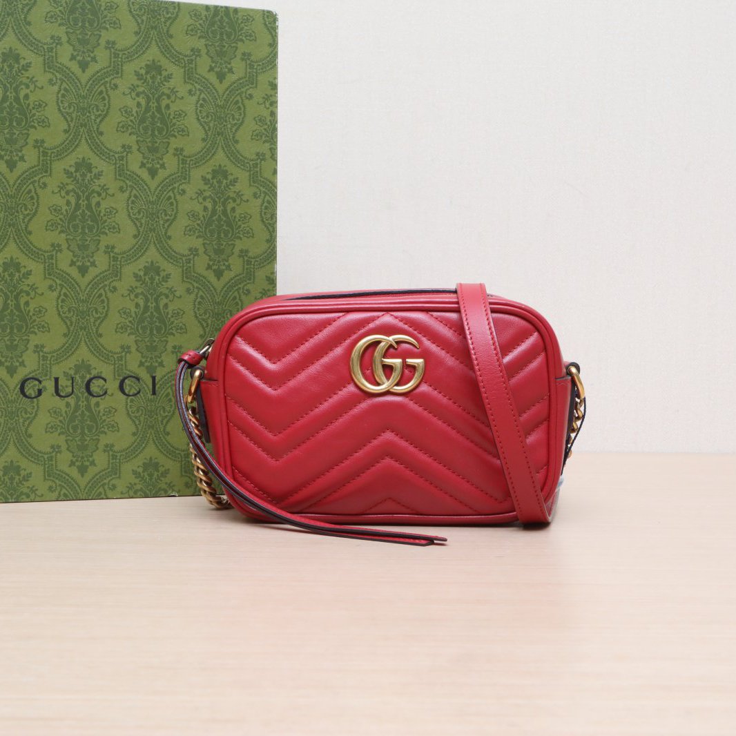95新 GUCCI/古驰 单肩包 Mini 18 红色 皮革C 金扣 P215054155