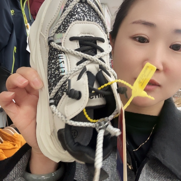 绵羊皮（革）32码女孩童鞋32