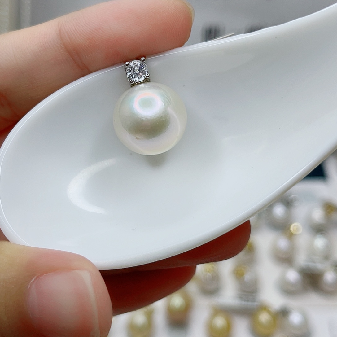 淡水珍珠合金吊坠(赠链)