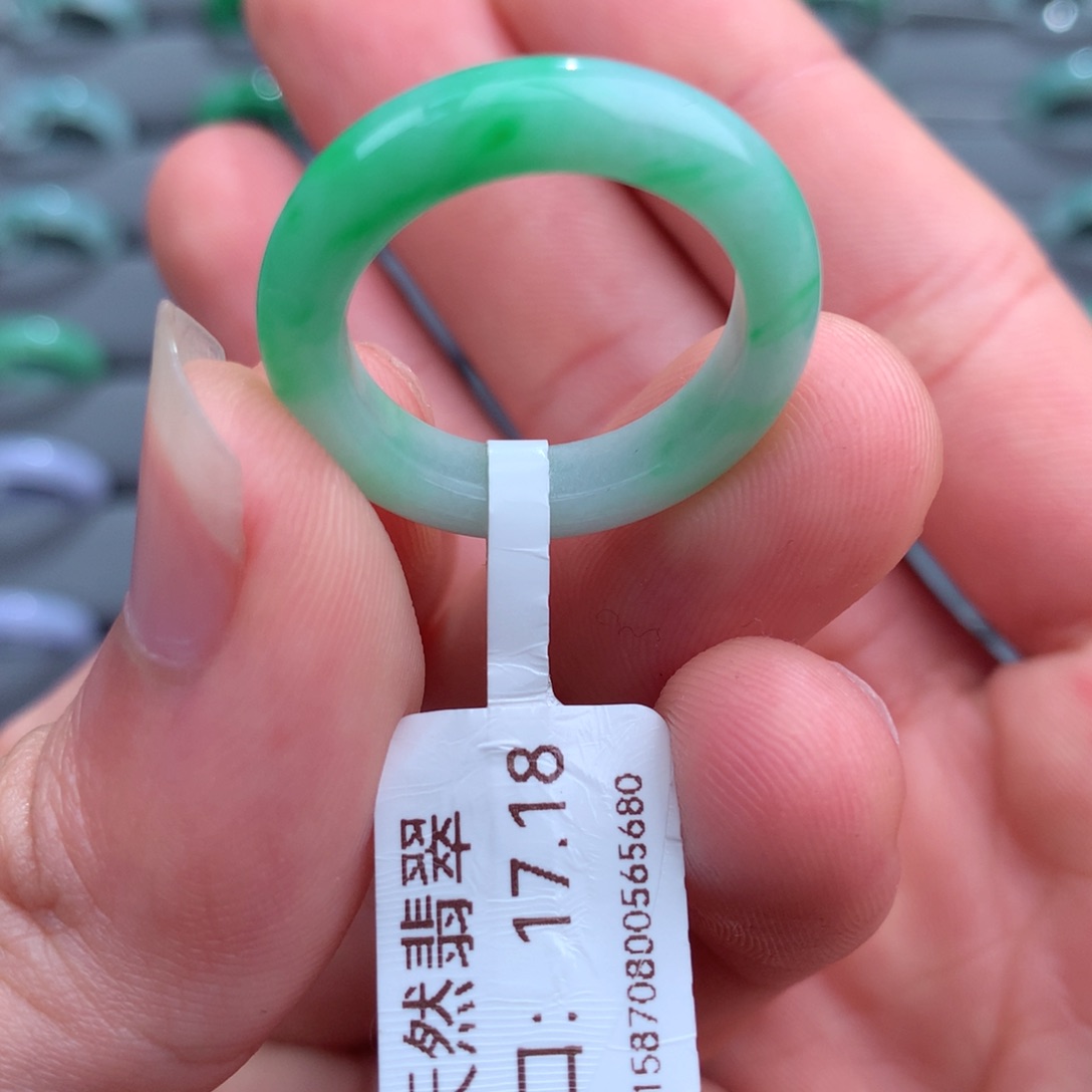 翡翠戒指未镶嵌天然