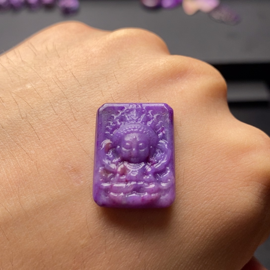 ****琴未镶嵌苏纪石（舒俱来）吊坠