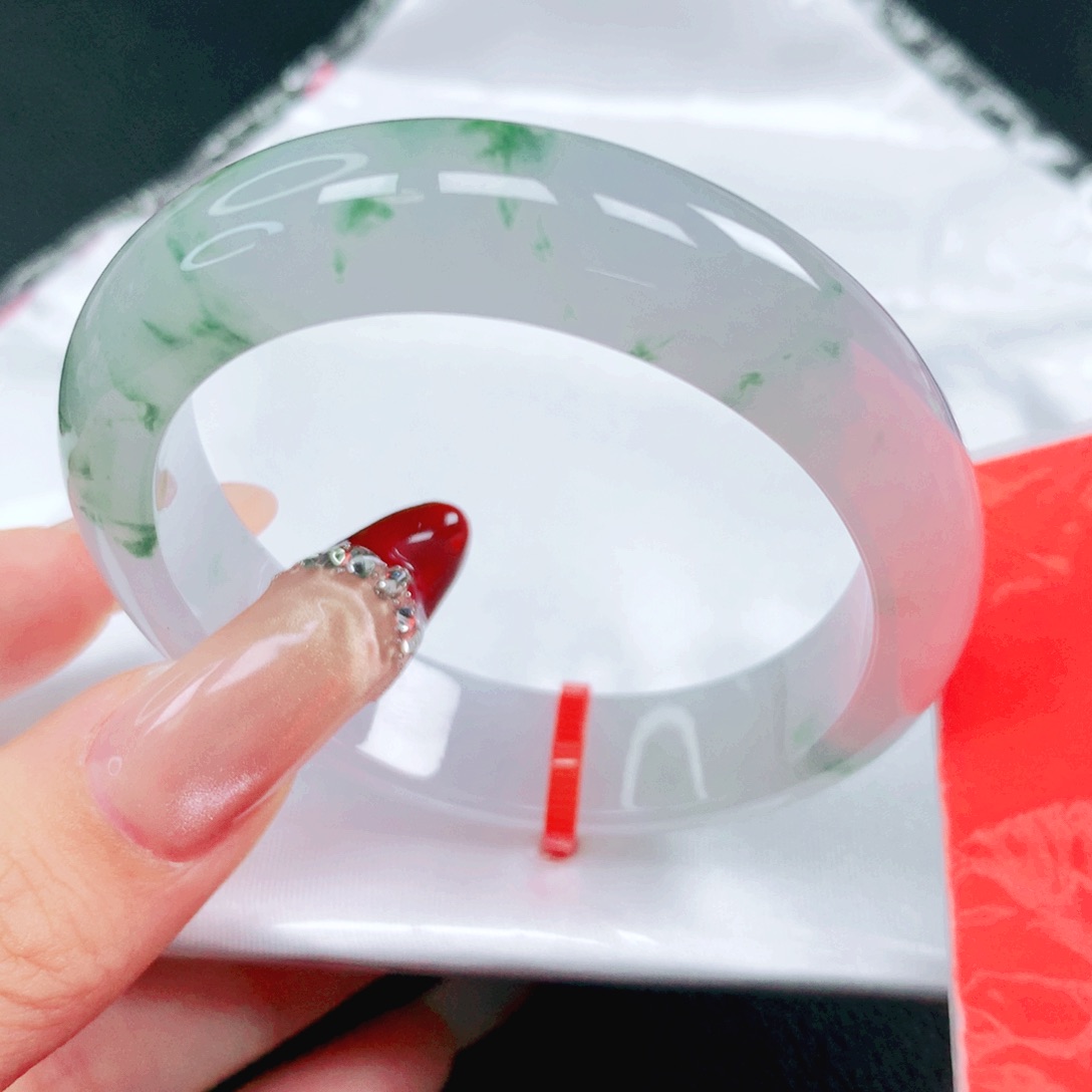 翡翠未镶嵌手镯53贵