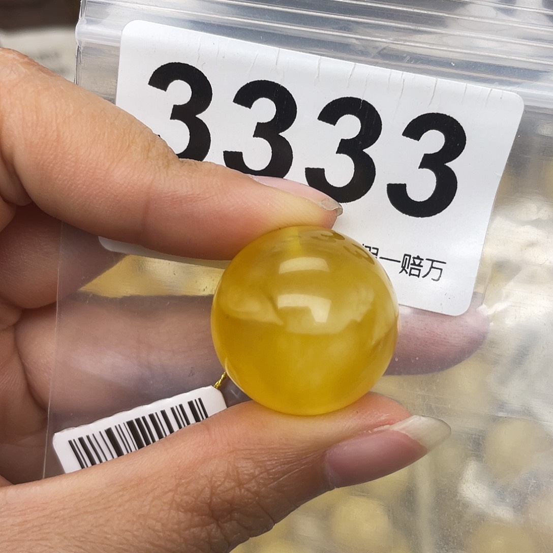 蜜蜡未镶嵌珠宝奇石22.7