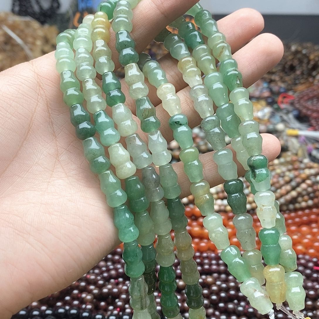 玛瑙/玉髓未镶嵌珠宝半成品一条天然14X8mm绿色东岭葫芦