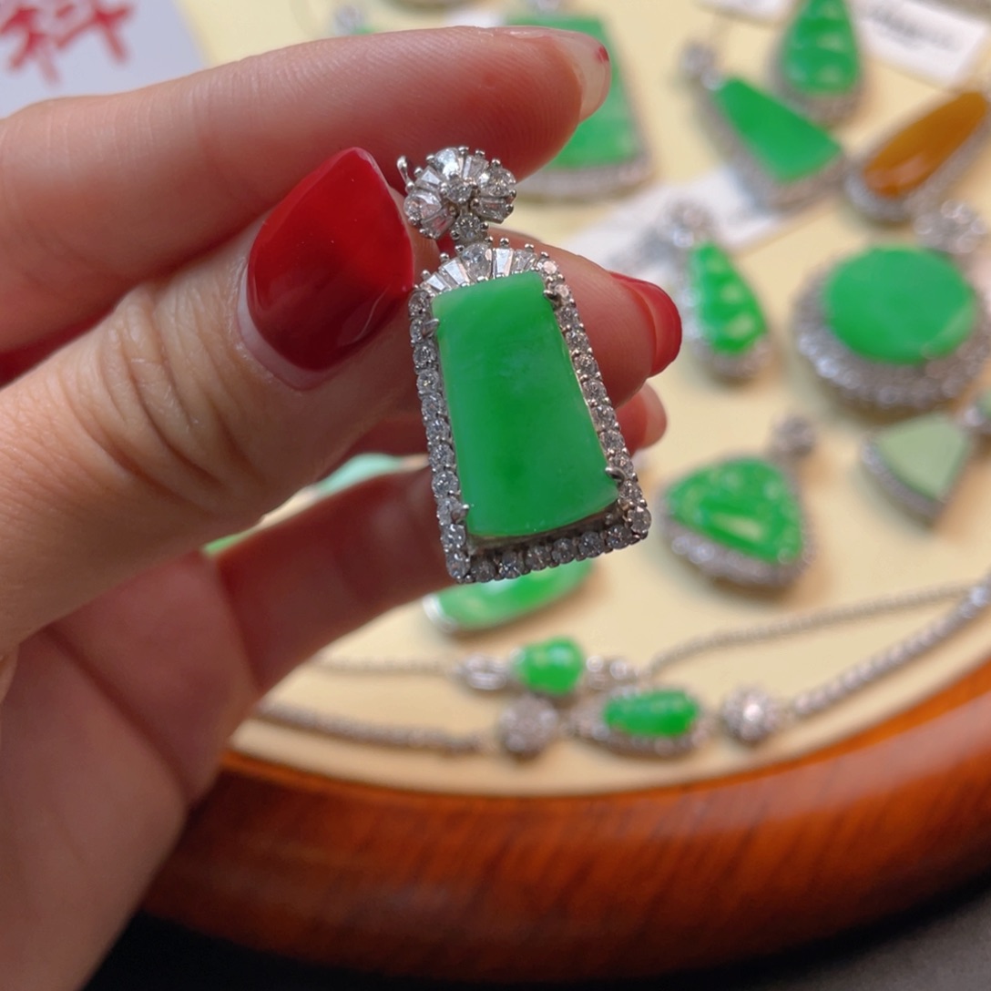 翡翠吊坠(不含链)银S925镶嵌