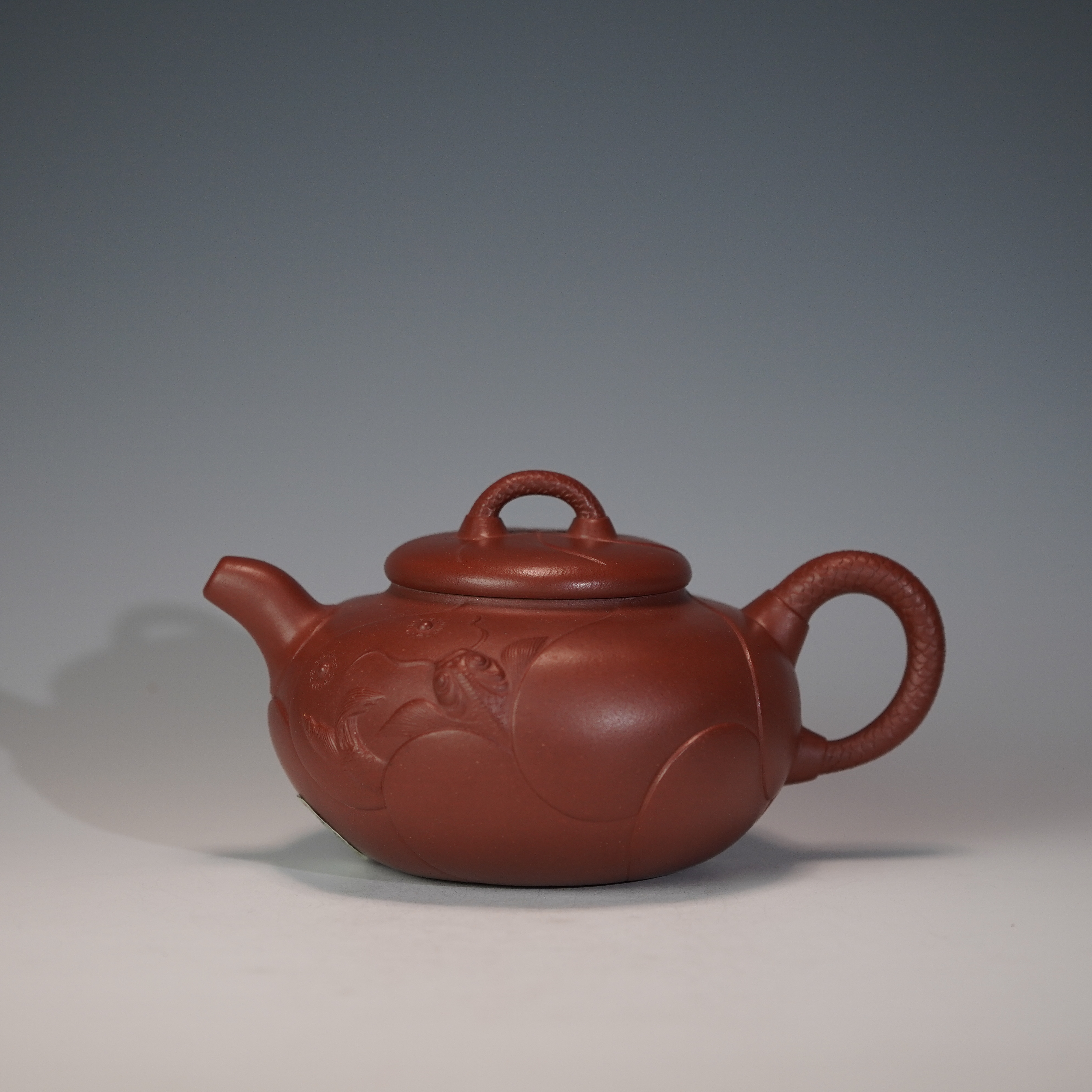 lot.21413 刘军 底槽清鱼化龙壶 420cc