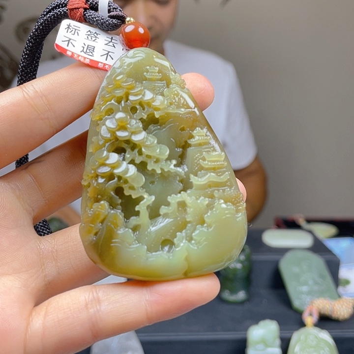 和田玉未镶嵌颈饰