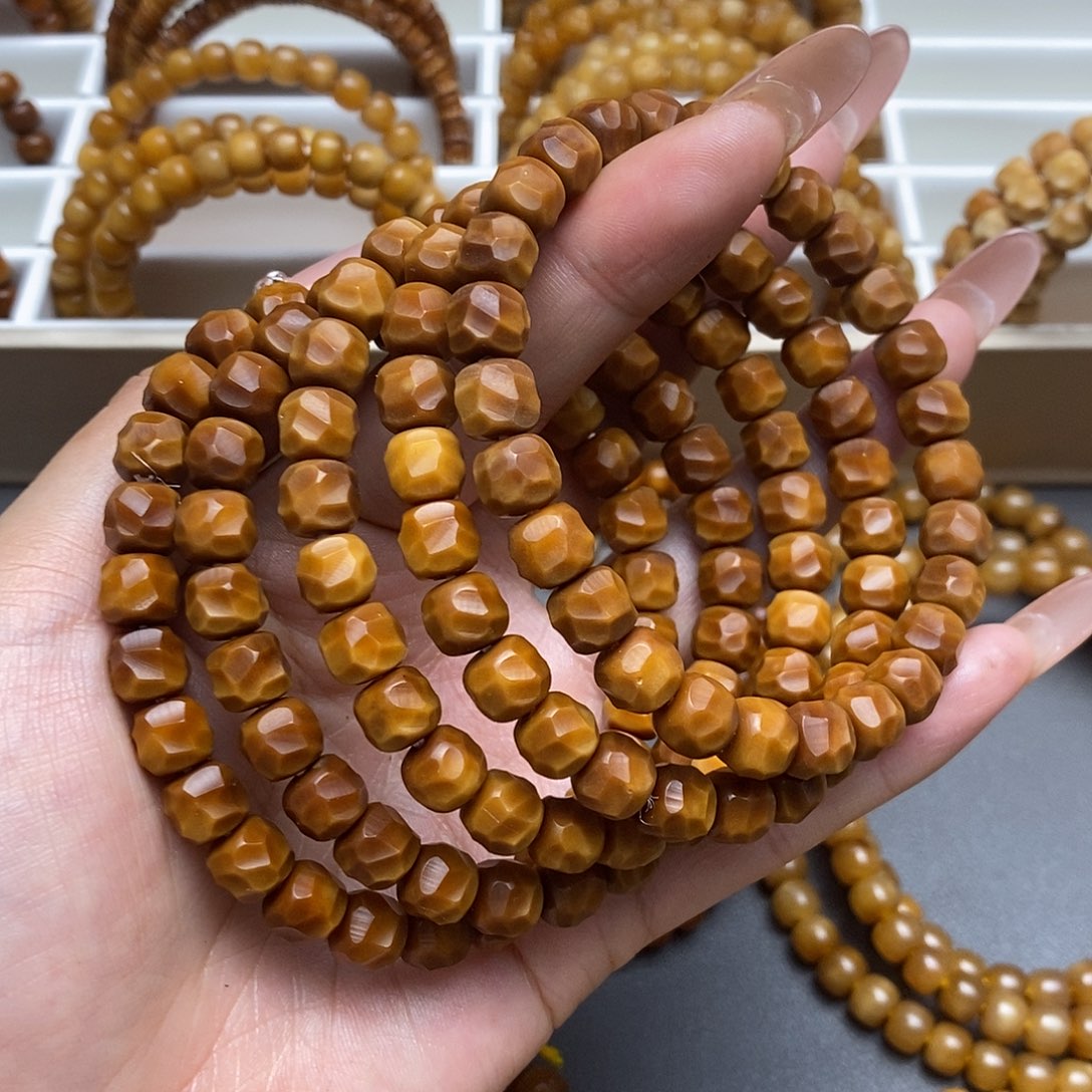 龙眼菩提吊坠龙脊菩提红料刀痕无相单圈卡8➕