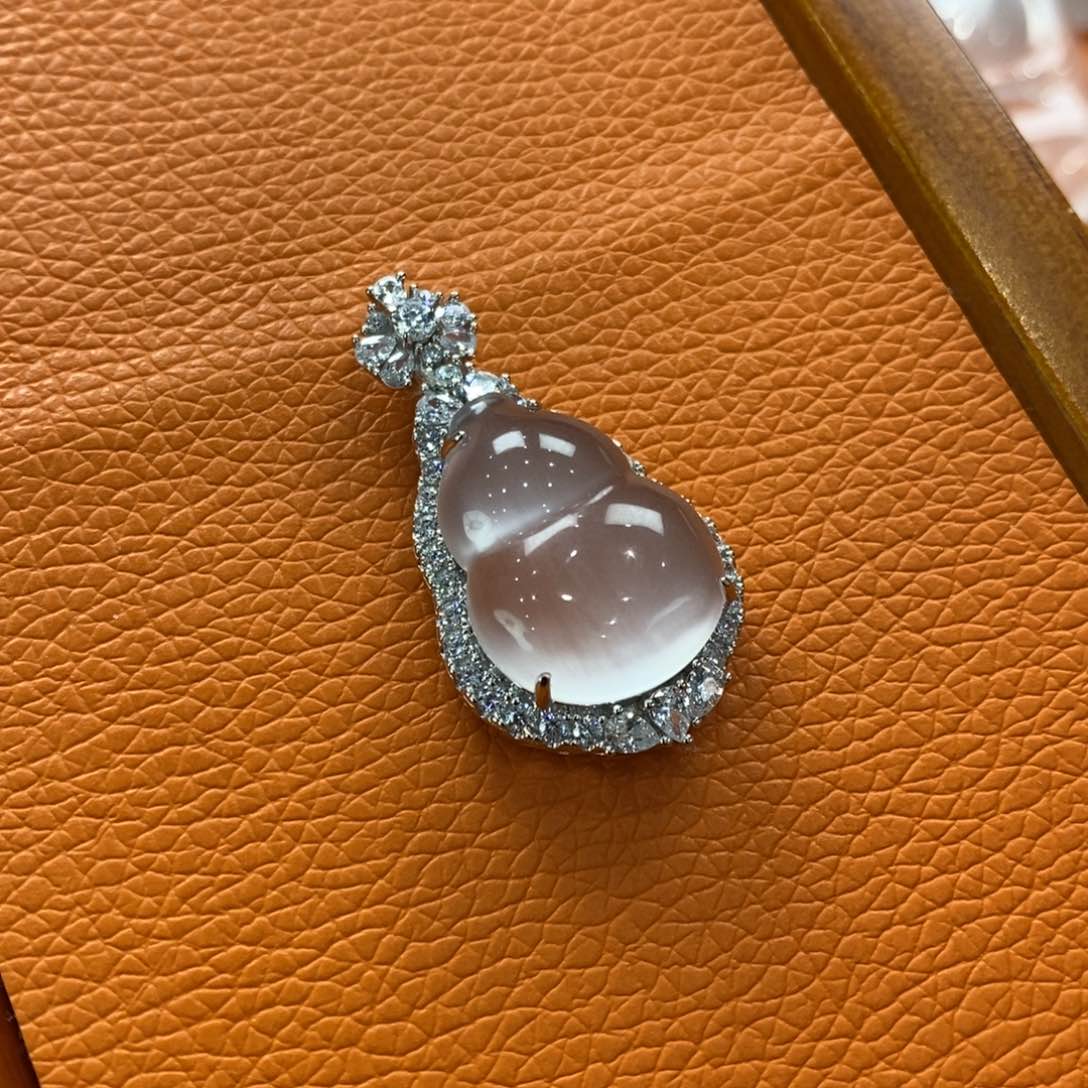 石英质玉吊坠(赠链)银S925镶嵌