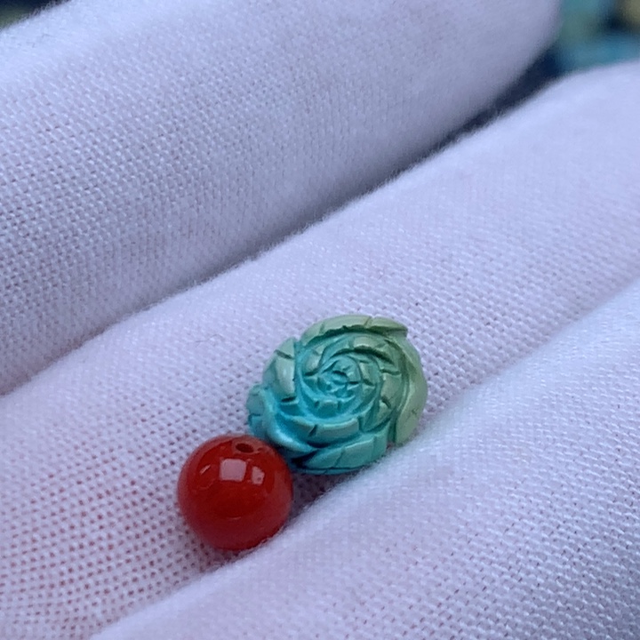 南红玛瑙未镶嵌珠宝奇石