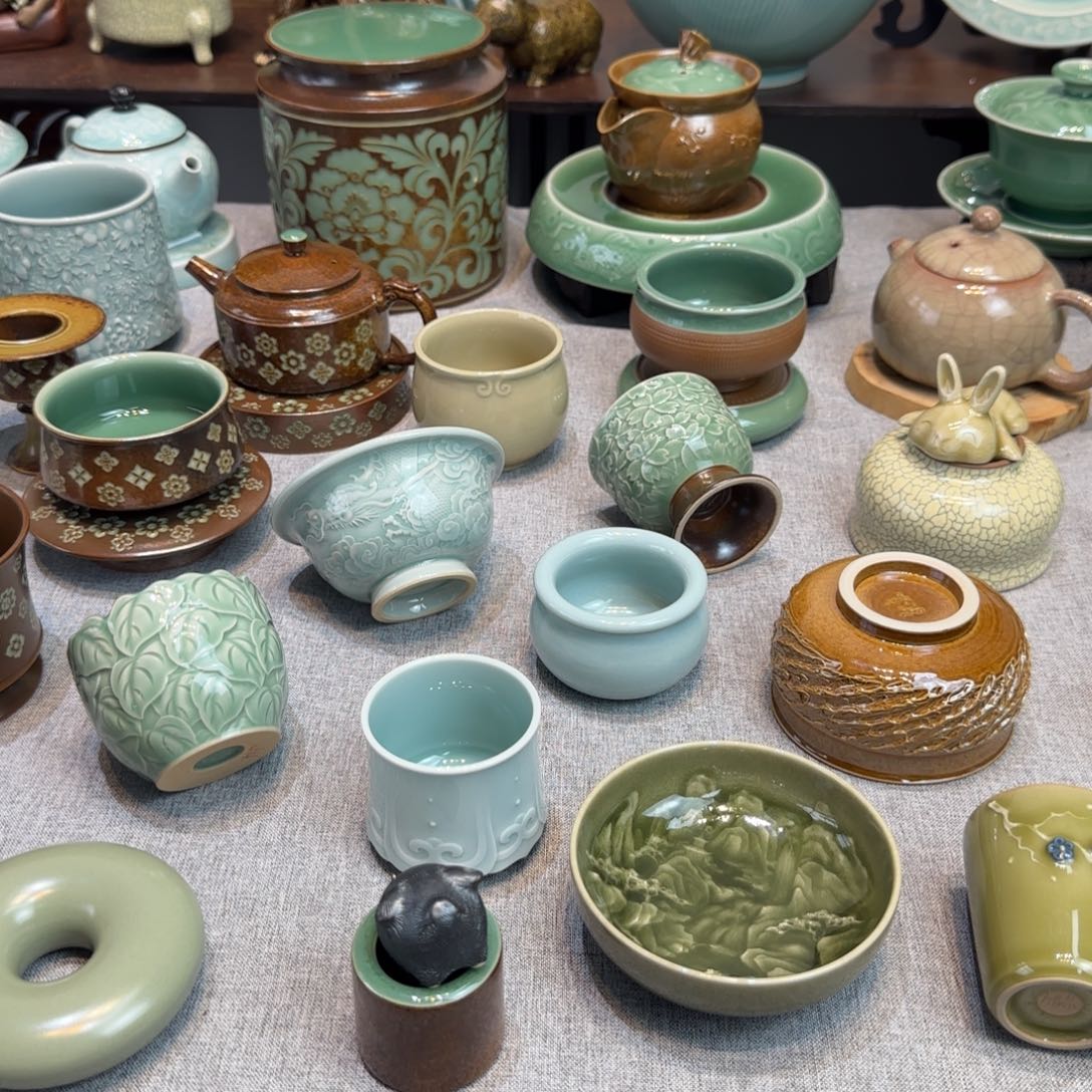 竹**年龙泉青瓷精品茶叶罐