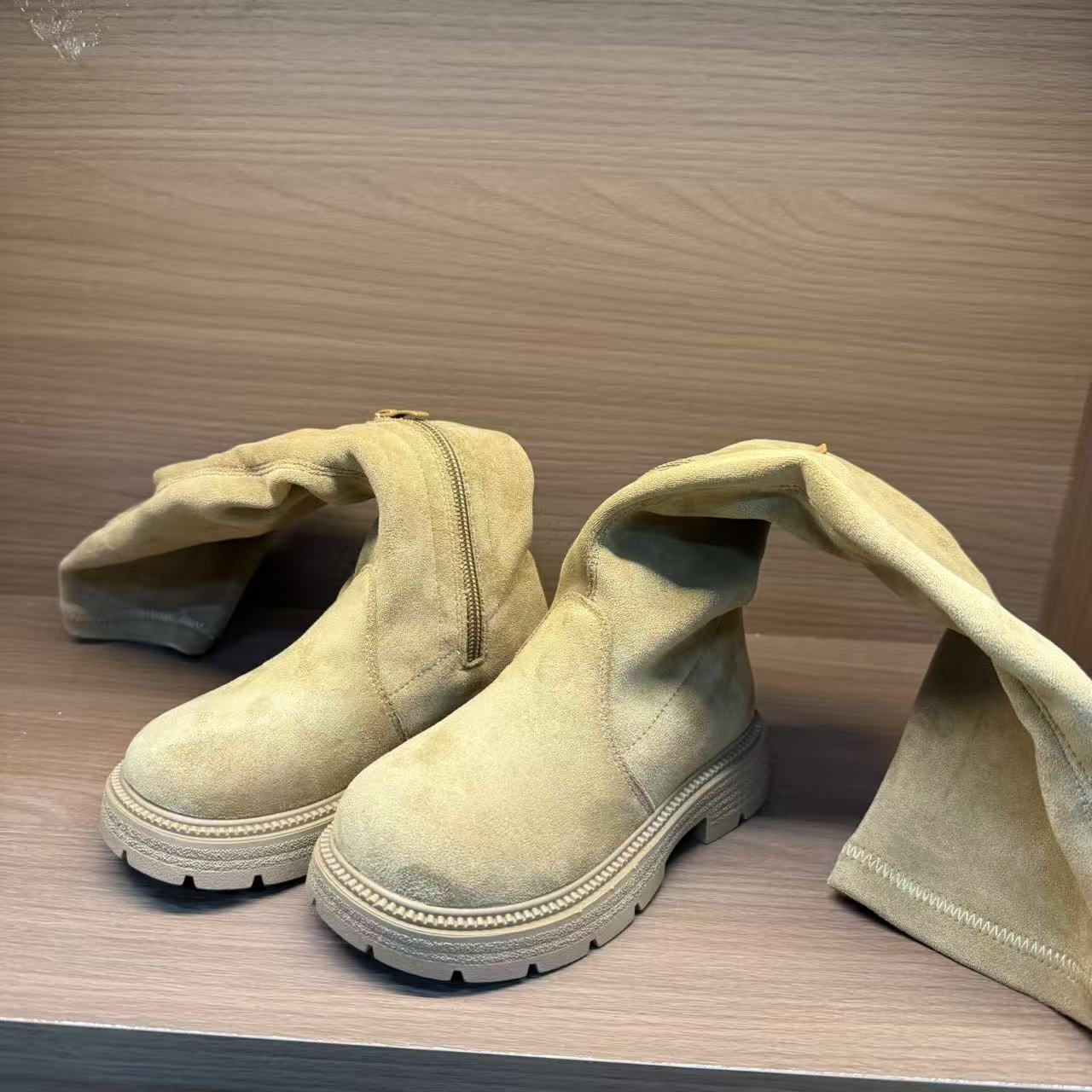 新款2025时尚休闲风百搭圆头女童潮流弹力长筒靴子9682