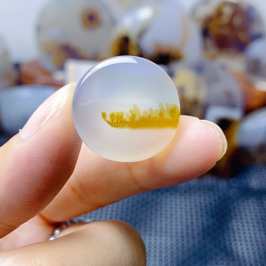 玛瑙/玉髓未镶嵌珠宝奇石