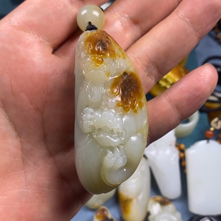 和田玉吊坠(不含链)未镶嵌钢*侠