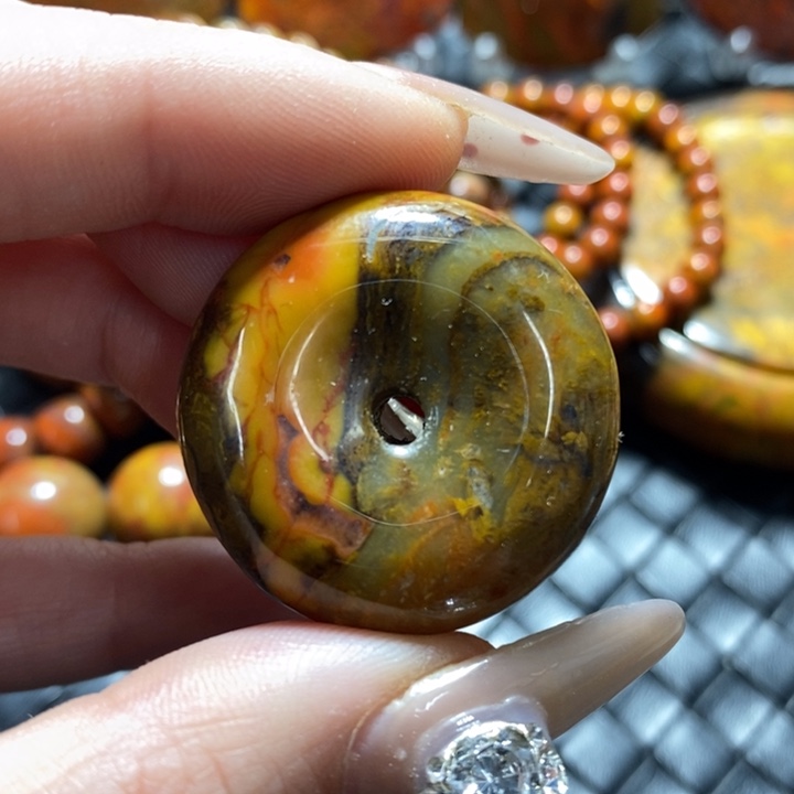 玛瑙/玉髓平安扣未镶嵌