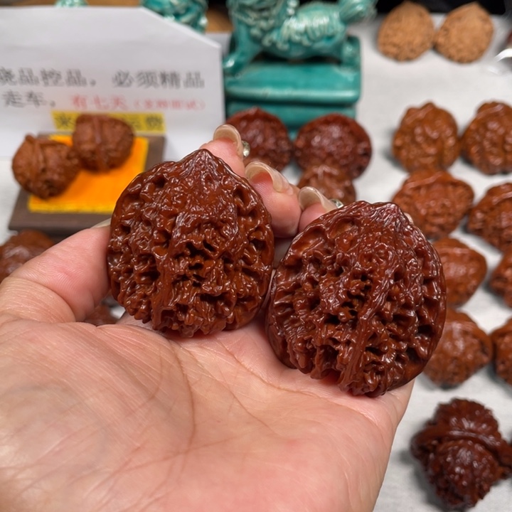 圆***姐文玩核桃吊坠满天星5LXP#00#