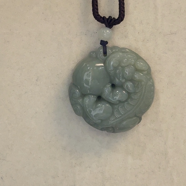 ****然和田玉未镶嵌吊坠(赠链)