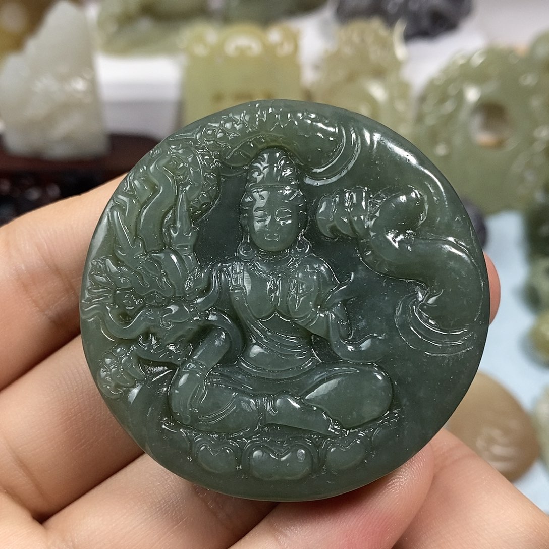 和田玉未镶嵌挂件