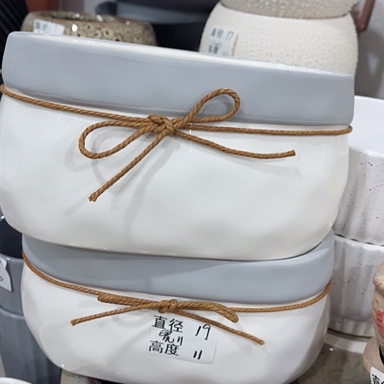 多肉绿植陶瓷花盆9.9包邮，有孔