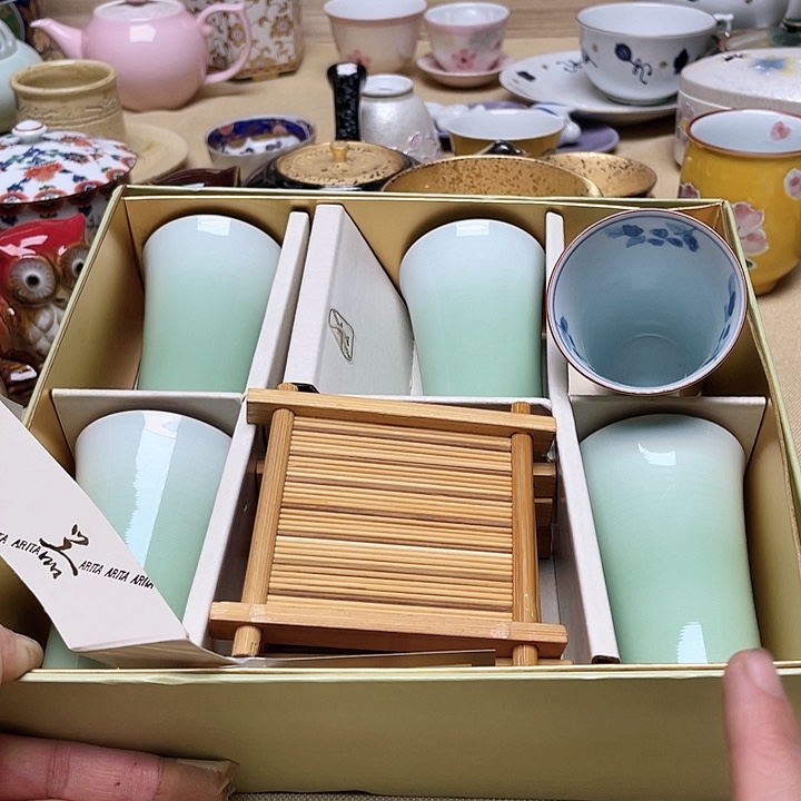 紫砂茶宠C*C盘子都给她了