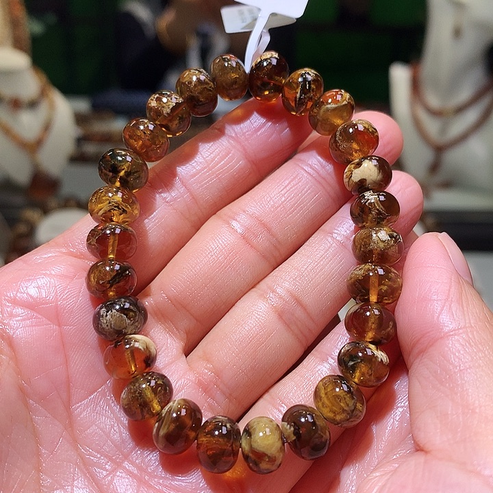 未镶嵌琥珀裸石9m花