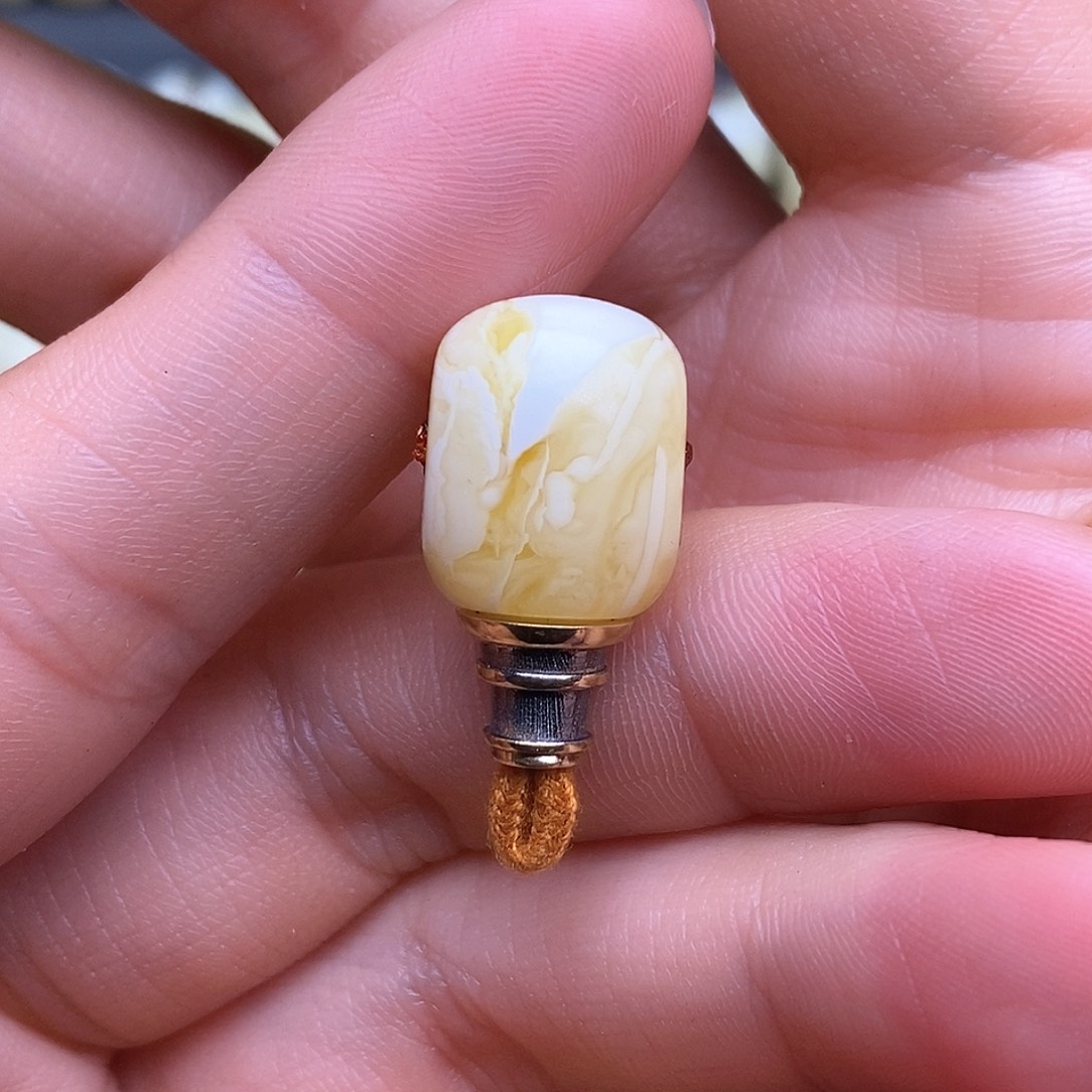 琥珀裸石18K金镶嵌12mm蜜蜡三通