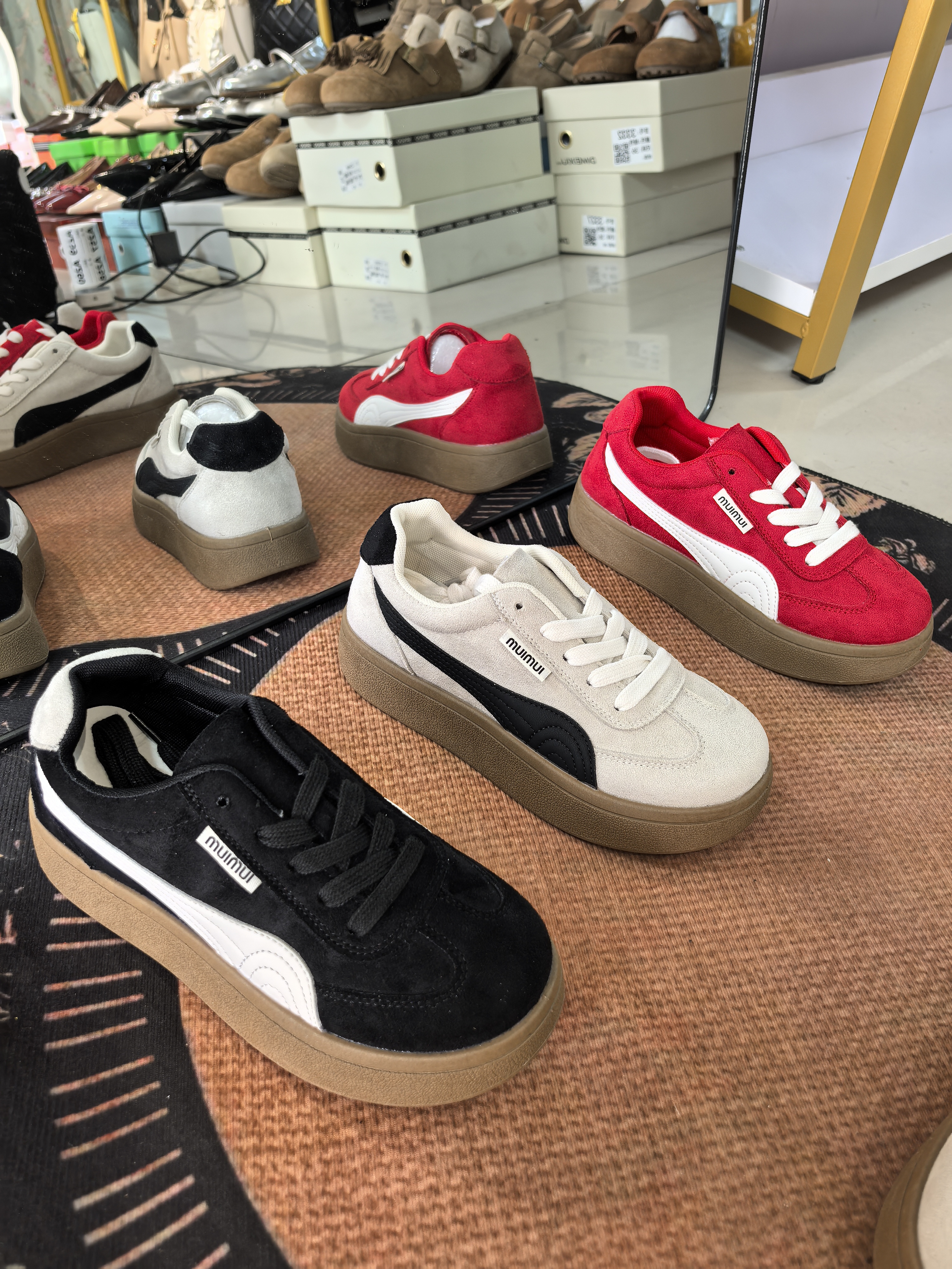 2025早秋新款厚底翻毛皮拼色德训时尚休闲舒适百搭新疆包邮