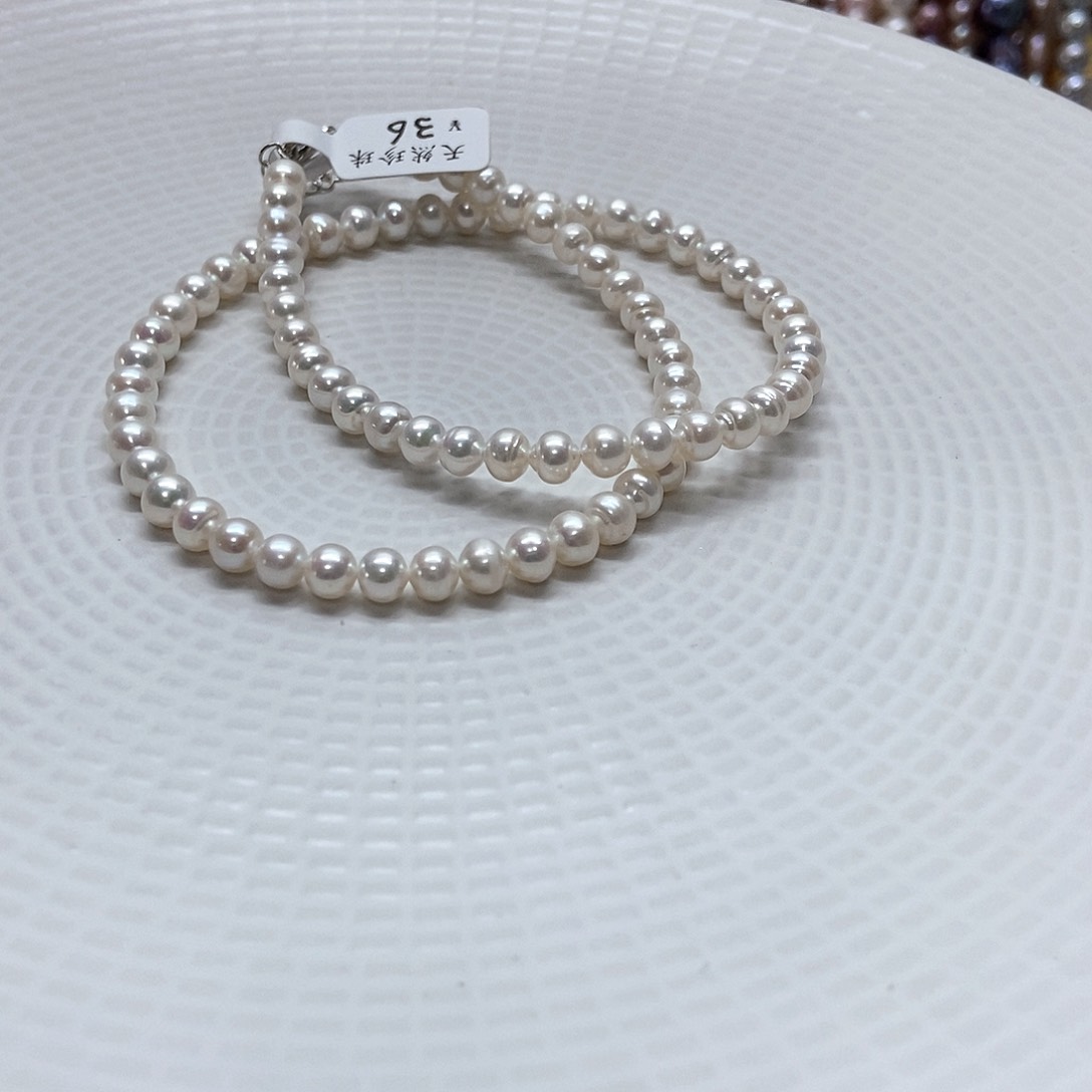 淡水珍珠颈饰合金