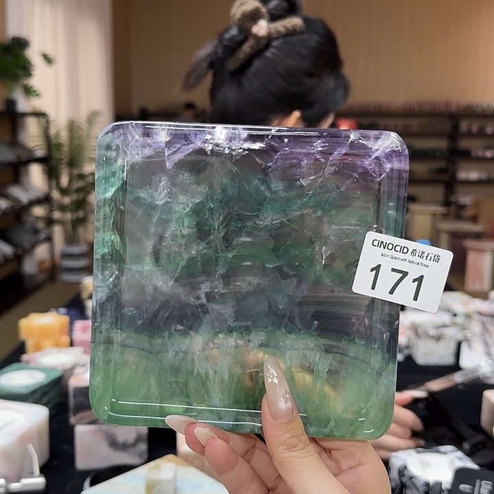 绿水晶中方盘171……