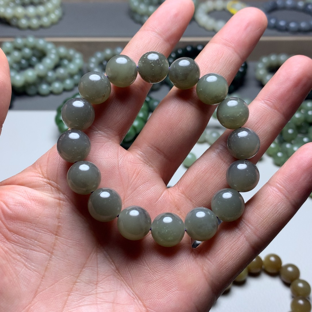 G***e和田玉未镶嵌手链