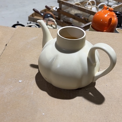 微瑕，明火，不能干烧，1000毫升无盖口径5