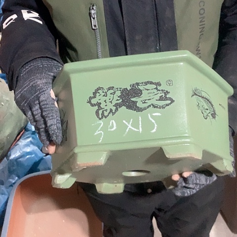 紫砂花盆手工制作